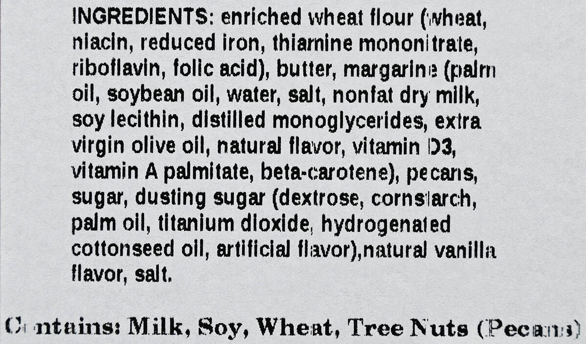 Image of the ingredients for the cookies from the back of the tin.