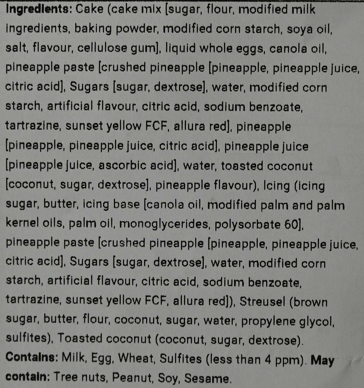 Image of the ingredients for the mini cakes from the container.