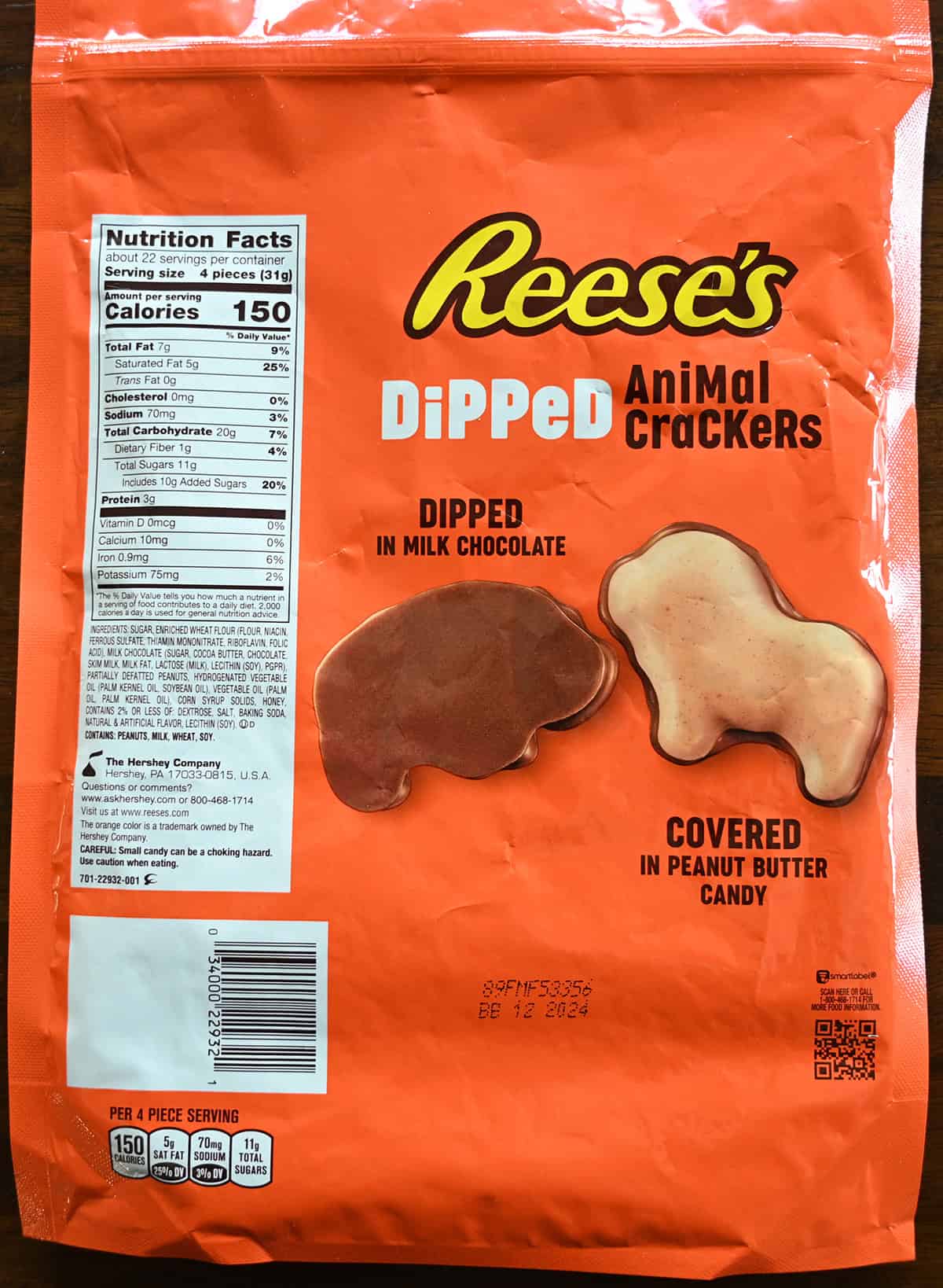 Image of the back of the bag of the animal crackers showing nutrition facts, ingredients where they are made.