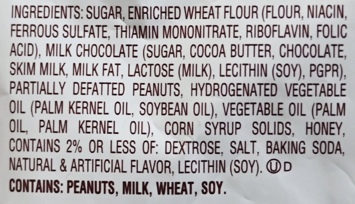 Image of the ingredients list for the animal crackers from the back of the bag.